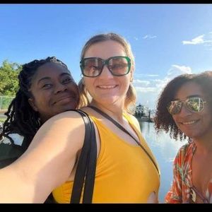 Meet your Posher, Rhonda